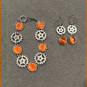 22264 set-Peach/Orange cat eye gemstone bracelet and earrings.